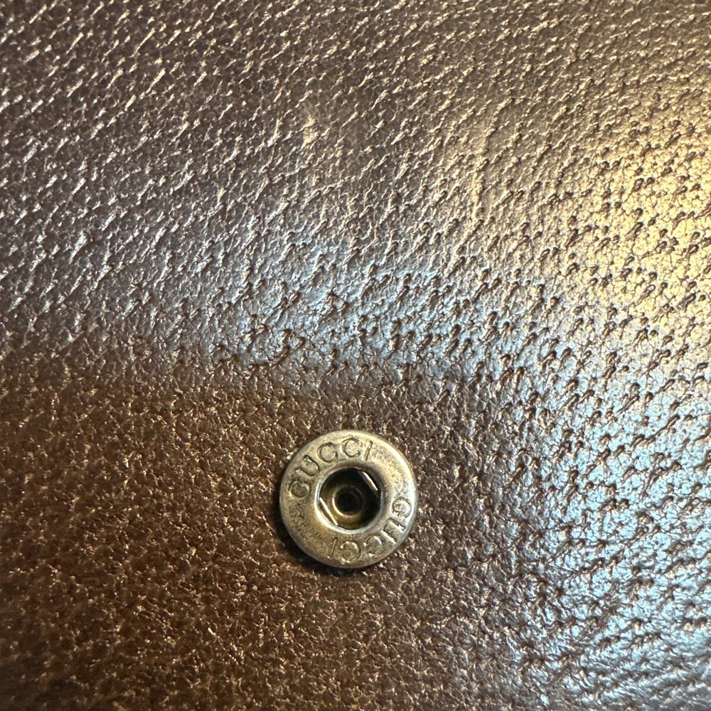 Gucci Tan and Brown Vintage Wallet - Picture 14 of 16